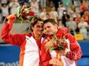 Feiern gern zusammen: Roger Federer und Stanislas Wawrinka.