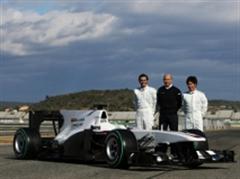 Das Sauber-Team: Pedro De la Rosa (links), Peter Sauber (mitte) und Kamui Kobayashi.