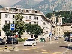 Ziel des Landrats in Glarus ist es, die tiefroten Kantonsfinanzen bis 2007 wieder ins Lot zu bringen.