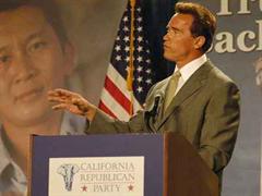 Arnold Schwarzenegger will die bürgerliche Ordnung wieder herstellen.