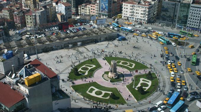 Der Taksim-Platz, wo der Anschlag verübt wurde.