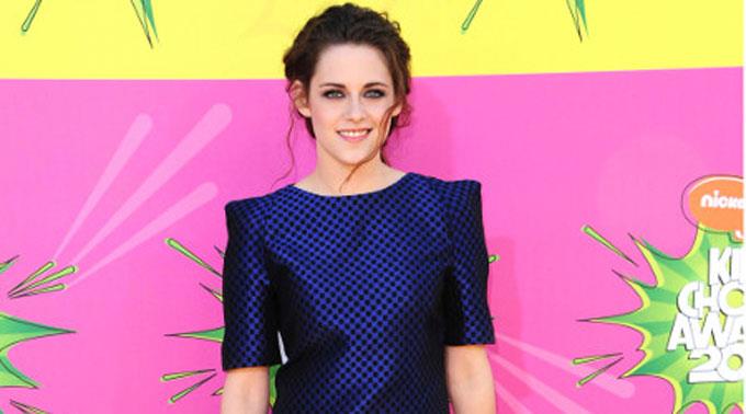 Kristen Stewart ist wütend, dass ihr Ex Robert Pattinson so viel Zeit mit Katy Perry verbringt.