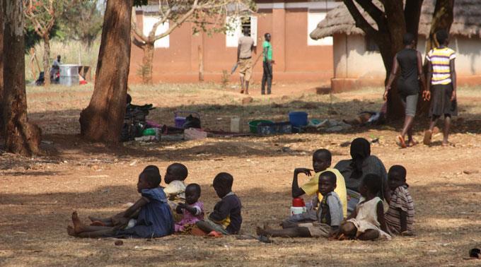 Tausende Südsudaner sind in Nachbarländer wie Uganda geflohen.