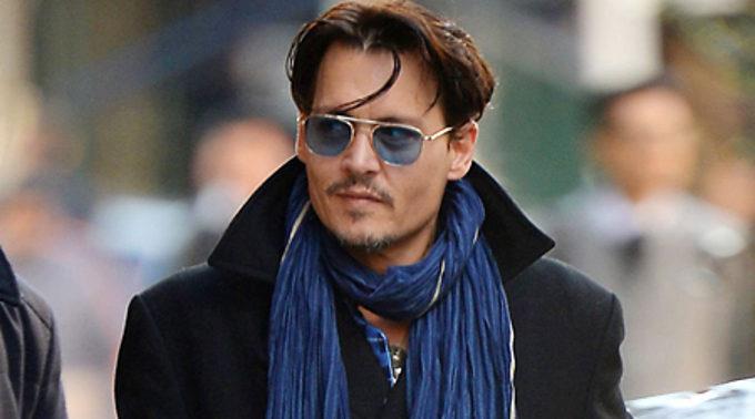 Schauspieler Johnny Depp wurde herzlich in der Familie seiner Verlobten Amber Heard aufgenommen.